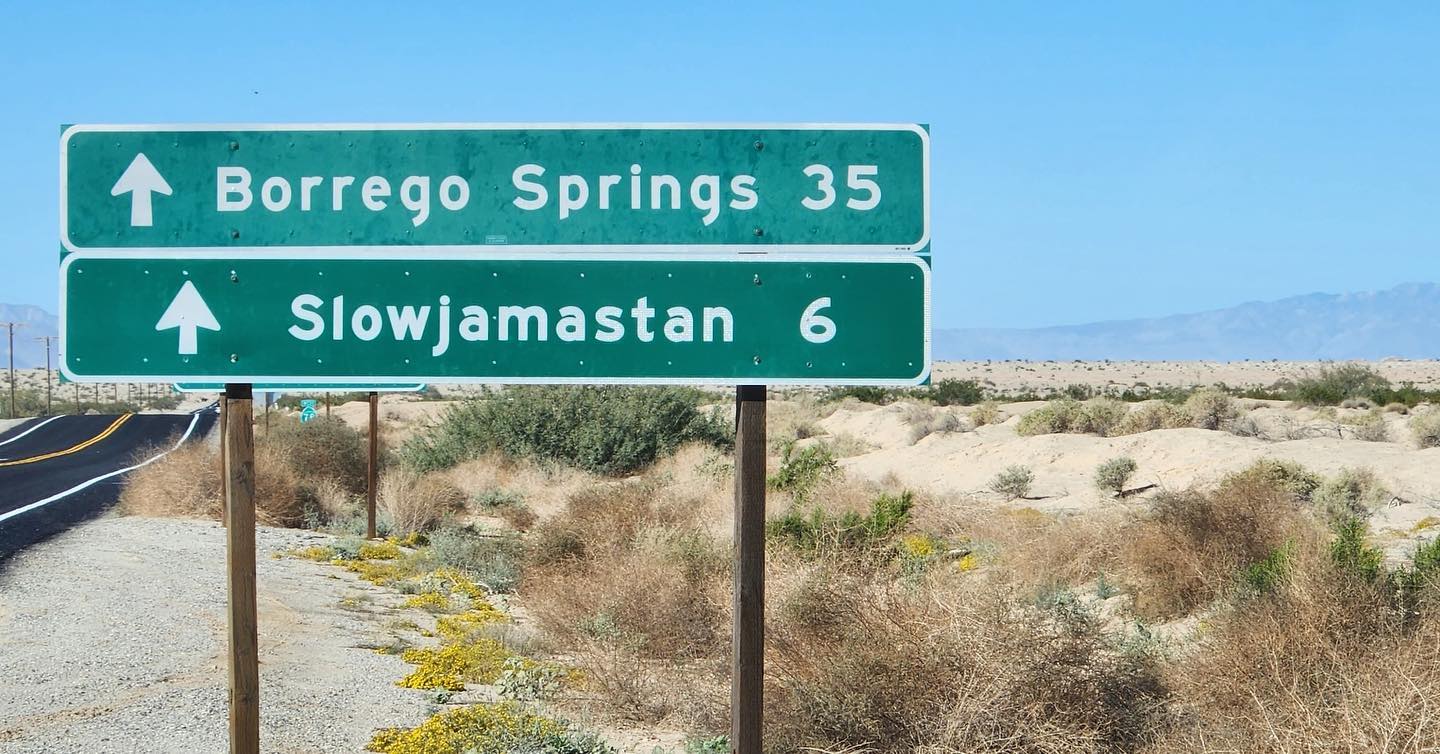 Всередині США утворилася нова республіка. Нею править султан, а громадянство може отримати будь-хто