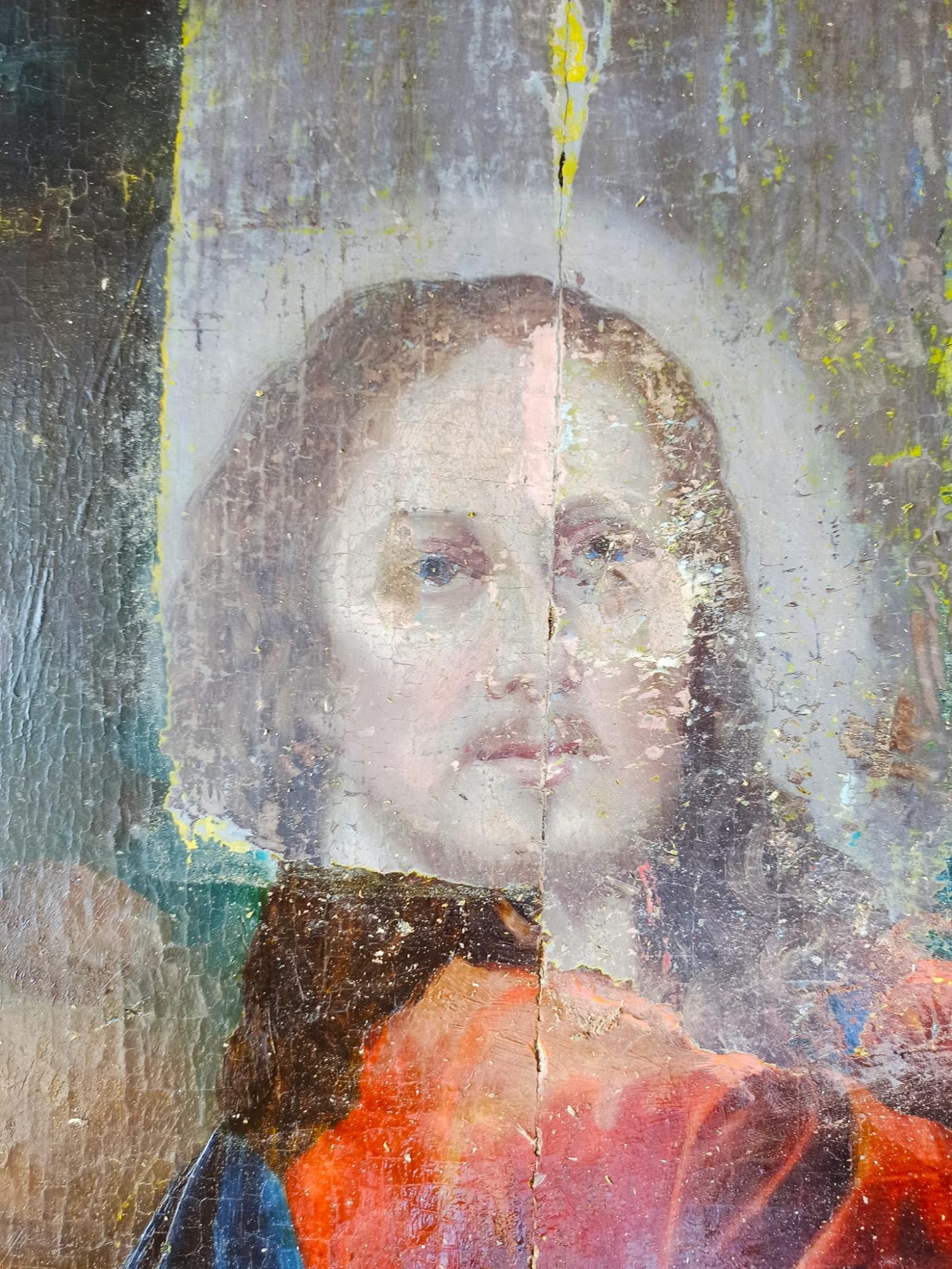 На чердаке старого волынского храма была найдена уникальная 300-летняя икона Почаевской Божьей Матери (фото)