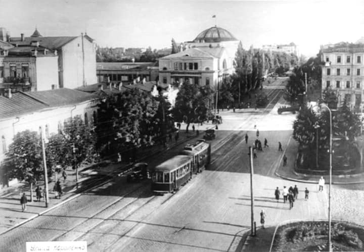 Як виглядав Київ під час та після Великої Світової війни: архівні фото 1941-1949 років