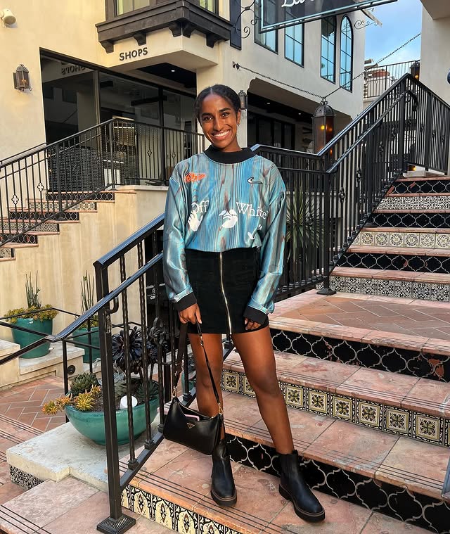 Как выглядит и что публикует в соцсетях Наоми Гирма, которая стала самой дорогой футболисткой в истории