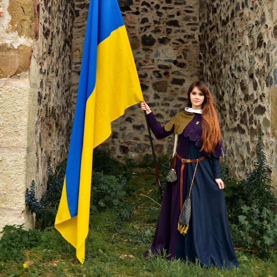 Вечной любви на небесах: из-за падения обломков российской ракеты в Киеве погибла молодая пара