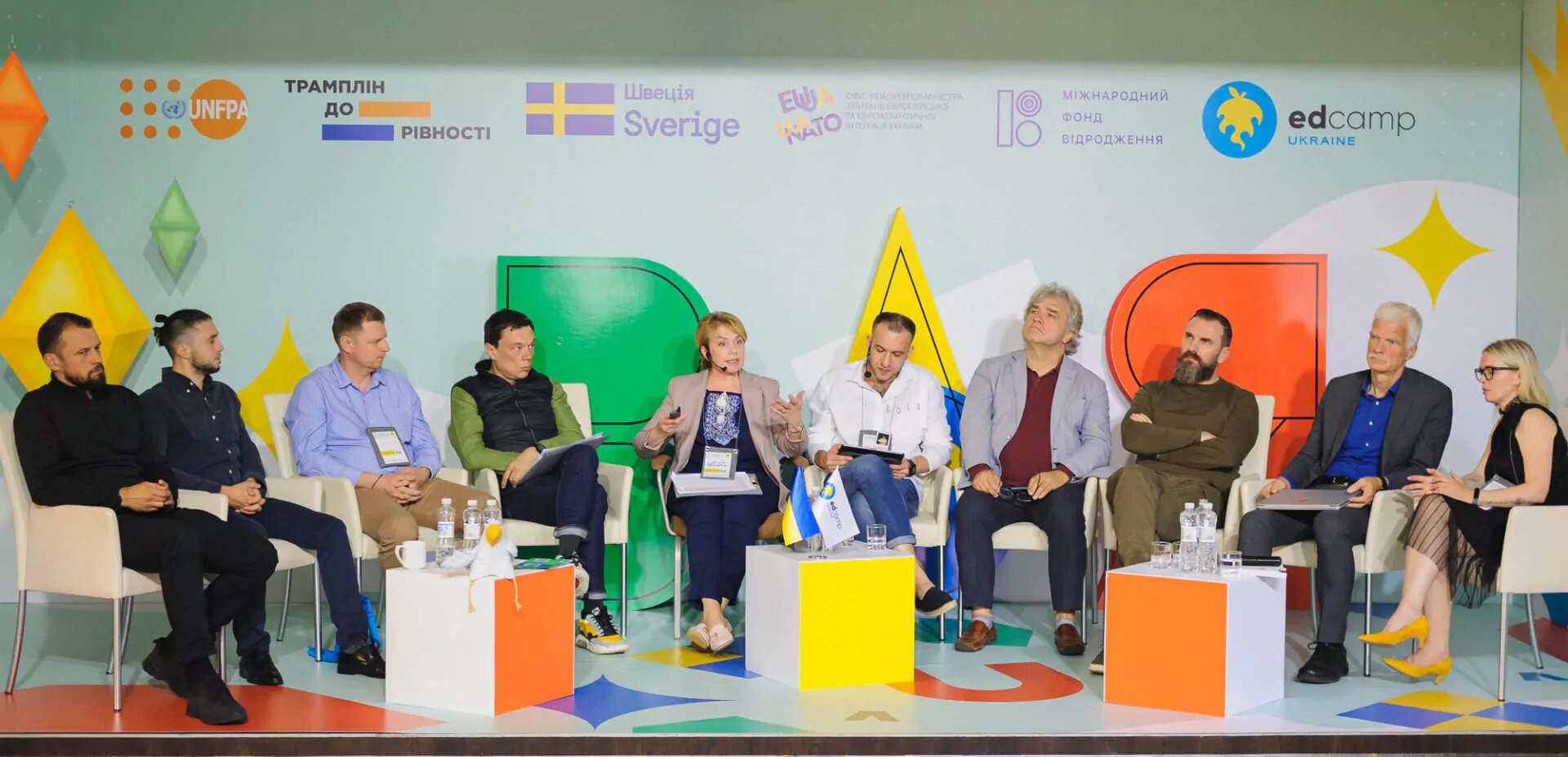 Вчителям в Україні підвищать зарплати до 40 тисяч гривень, але є нюанс