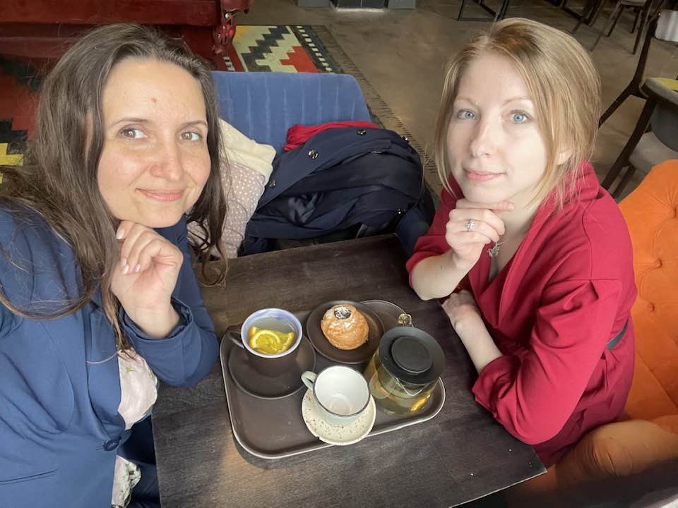 &quot;Извини, что тебя не уберегли&quot;. Литераторы вспоминают погибшую писательницу Викторию Амелину