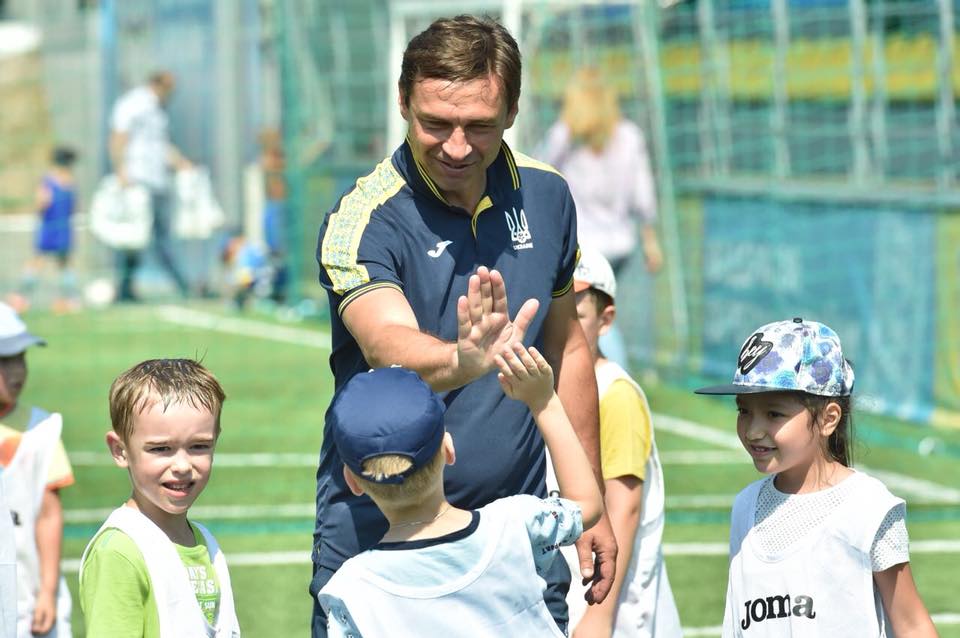 Ващук розповів, як "орки" розграбували його будинок у Гостомелі: забрали всі кубки та нагороди