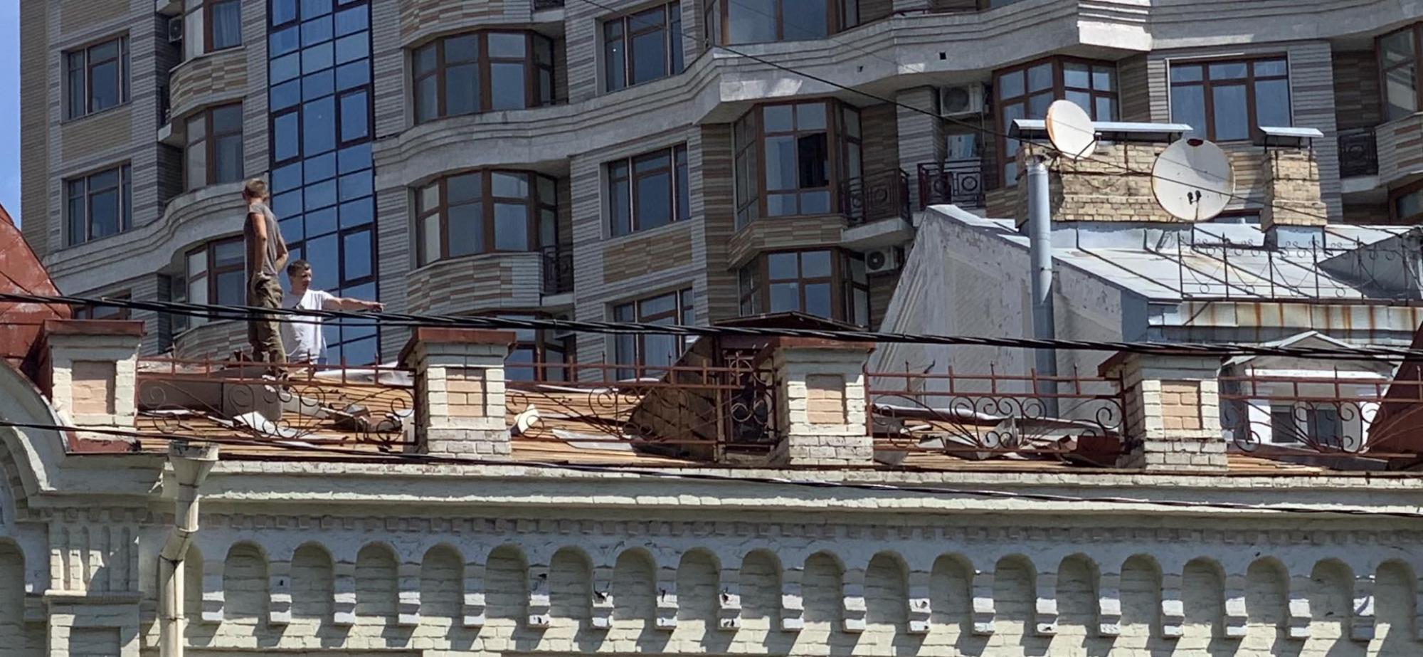 У центрі Києва незаконно руйнують садибу ХІХ століття: що відомо