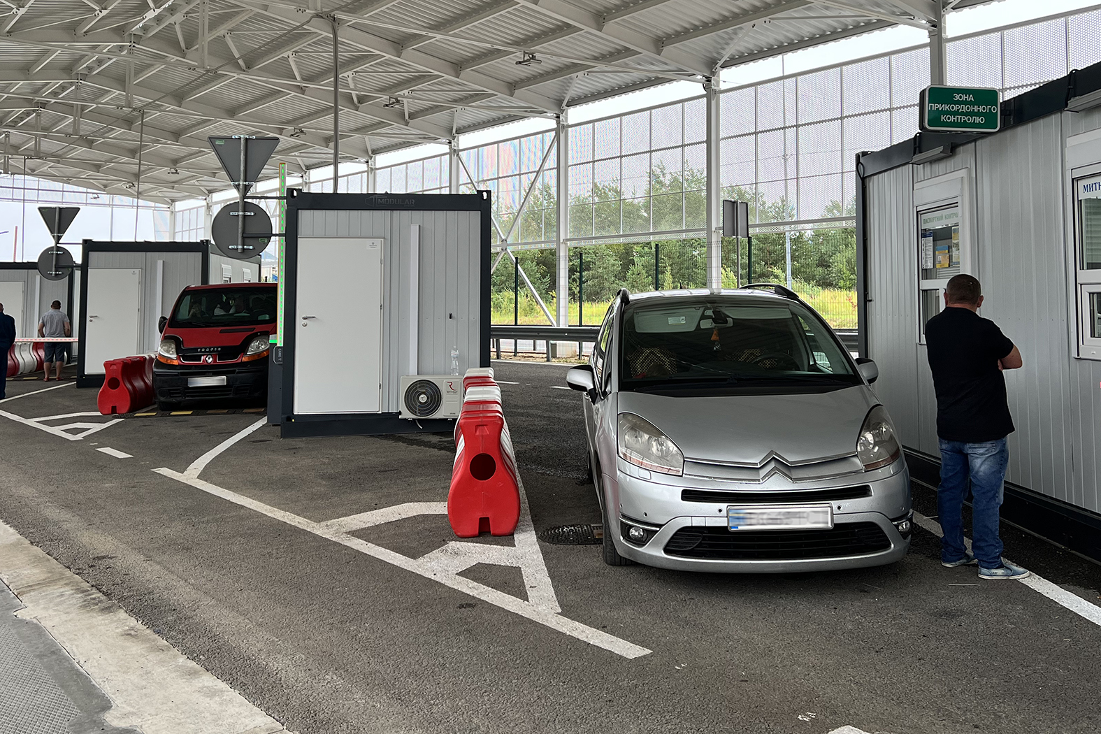 Як ввозити авто в Україну з-за кордону: головні правила та вимоги