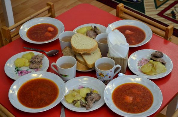 В Україні змінили харчування в дитячих садках: що тепер нового