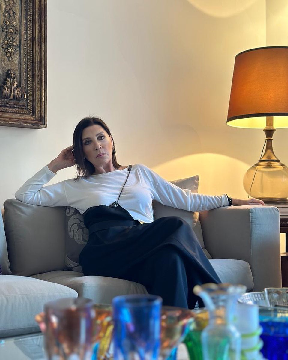 Как в реальной жизни выглядит актриса, сыгравшая Валиде-султан в сериале &quot;Великолепный век&quot; (фото)