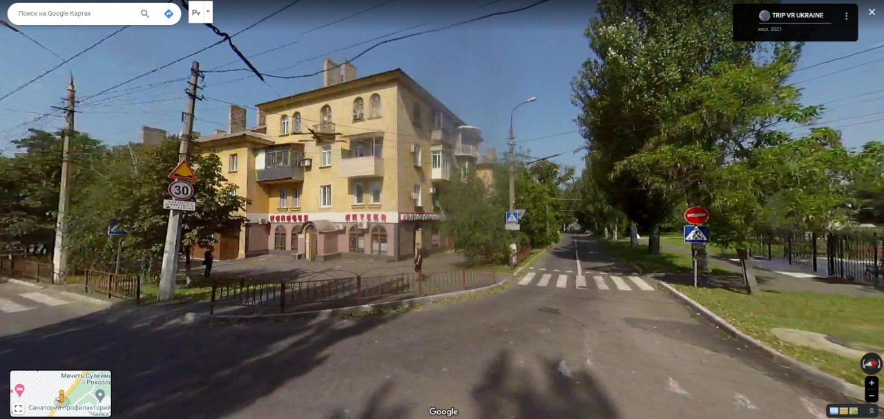 "Людей выбрасывают на улицу". Как россияне в Мариуполе обманывают жителей с жильем