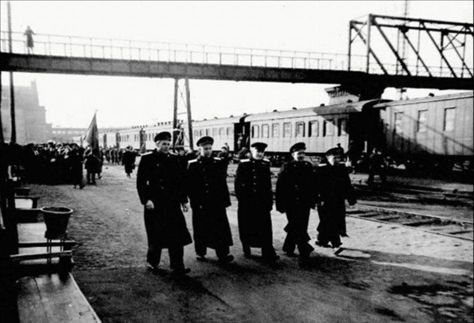 Окно в другую эпоху. Смотрите, какой была киевская железная дорога в середине ХХ века: ретрофото