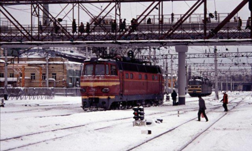 Окно в другую эпоху. Смотрите, какой была киевская железная дорога в середине ХХ века: ретрофото