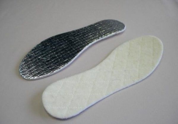 Эти нехитрые способы сделают вашу зимнюю обувь теплее