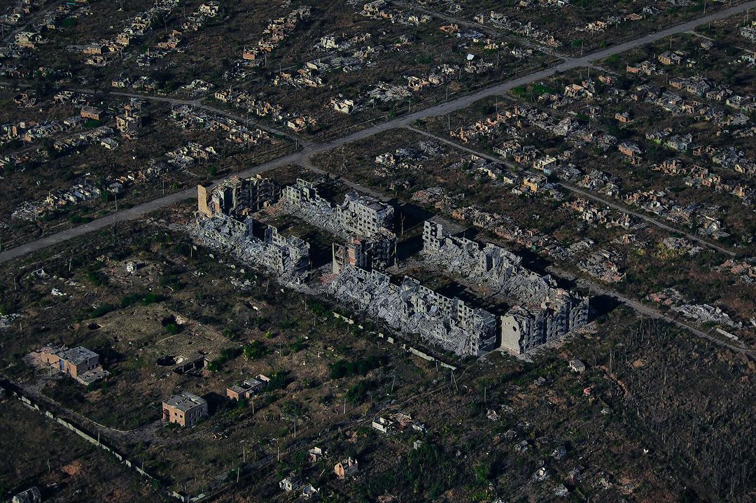 &quot;Люди не хотят видеть войну&quot;: фотографы Либеровы высказались об украинцах