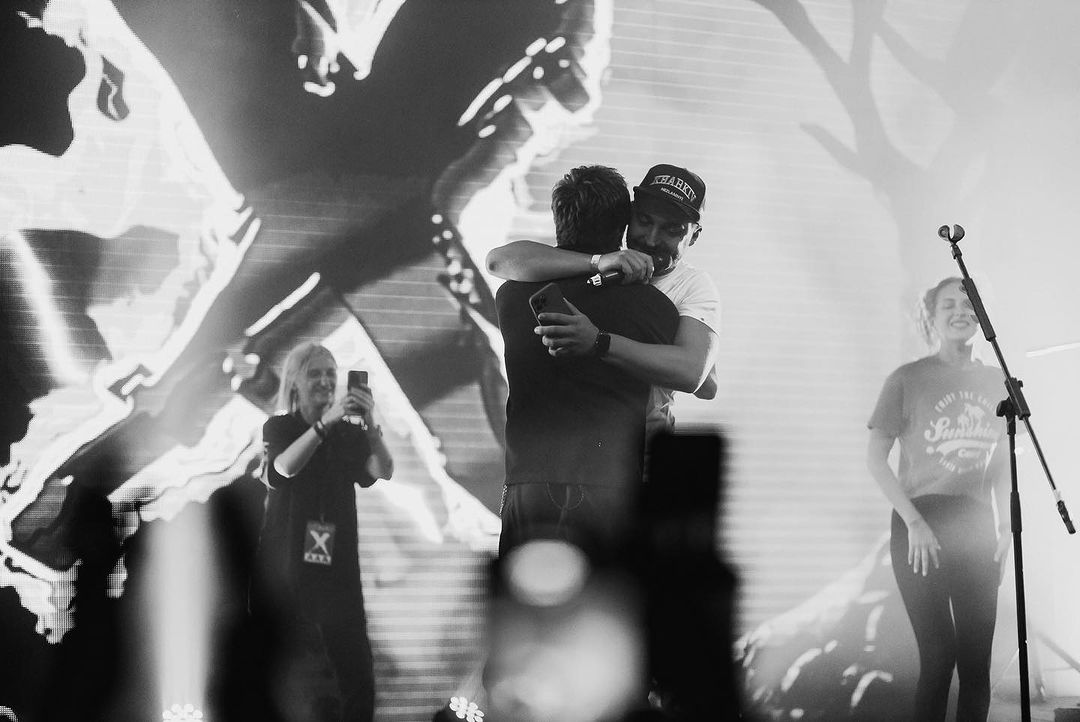 Известный украинский музыкант получил ранение на фронте: он в критическом состоянии