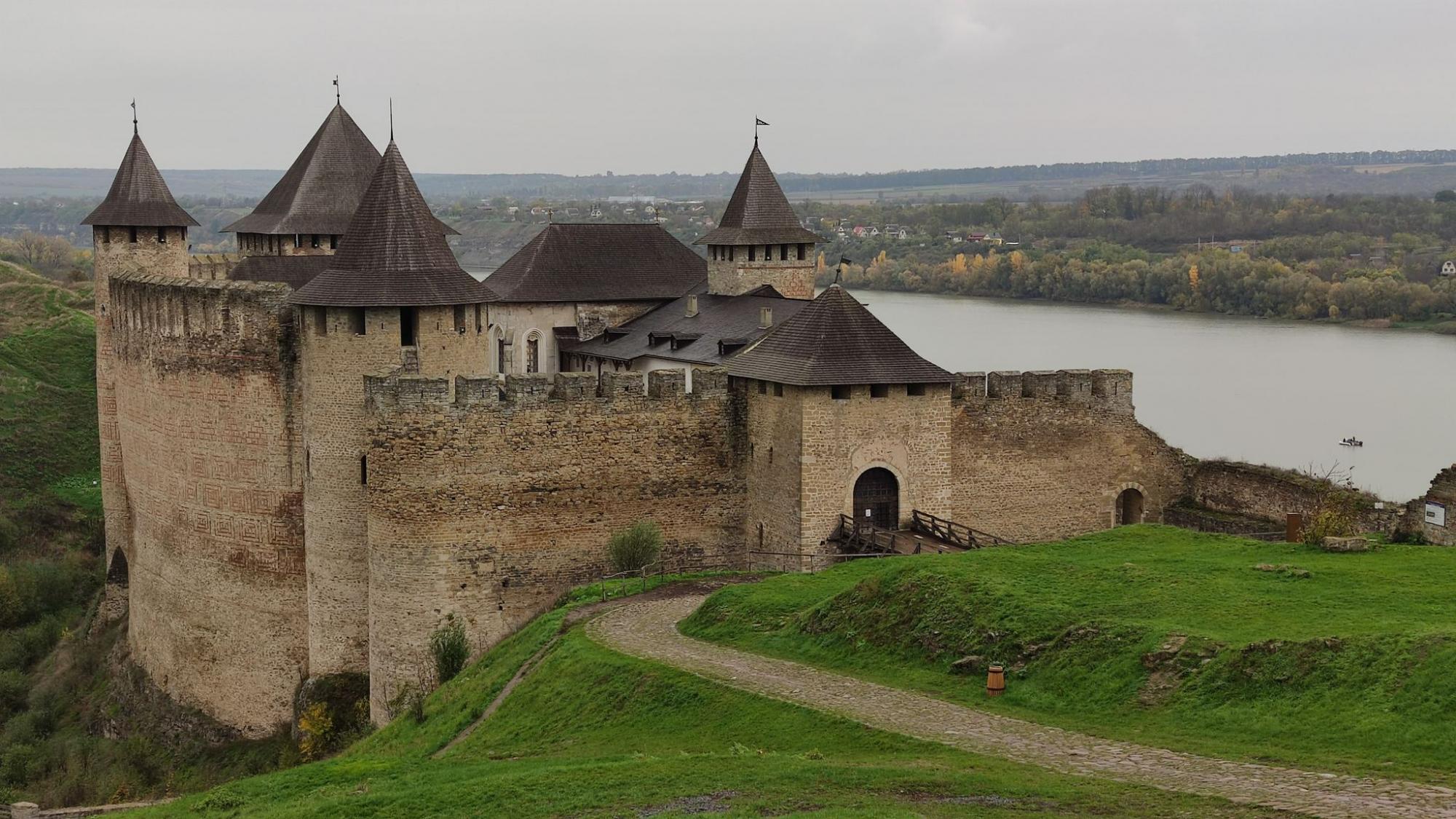 Замковий &quot;джекпот&quot;. Авторський маршрут Закарпаттям для осінньої мандрівки
