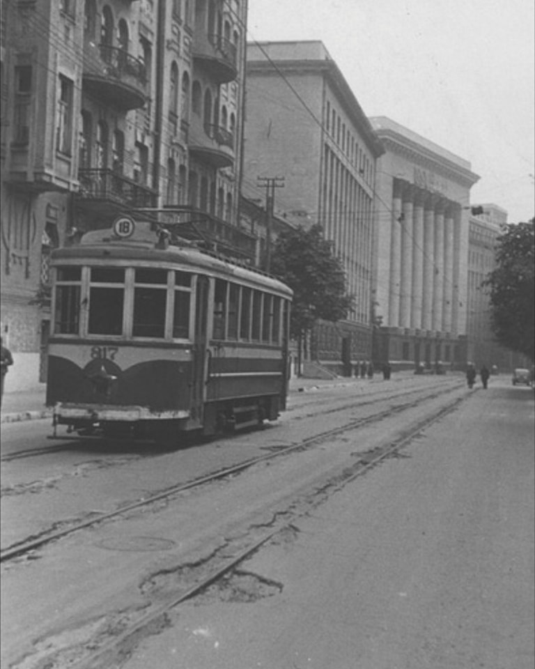 Дивіться, як виглядали перші київські трамваї понад 100 років тому: раритетні фото