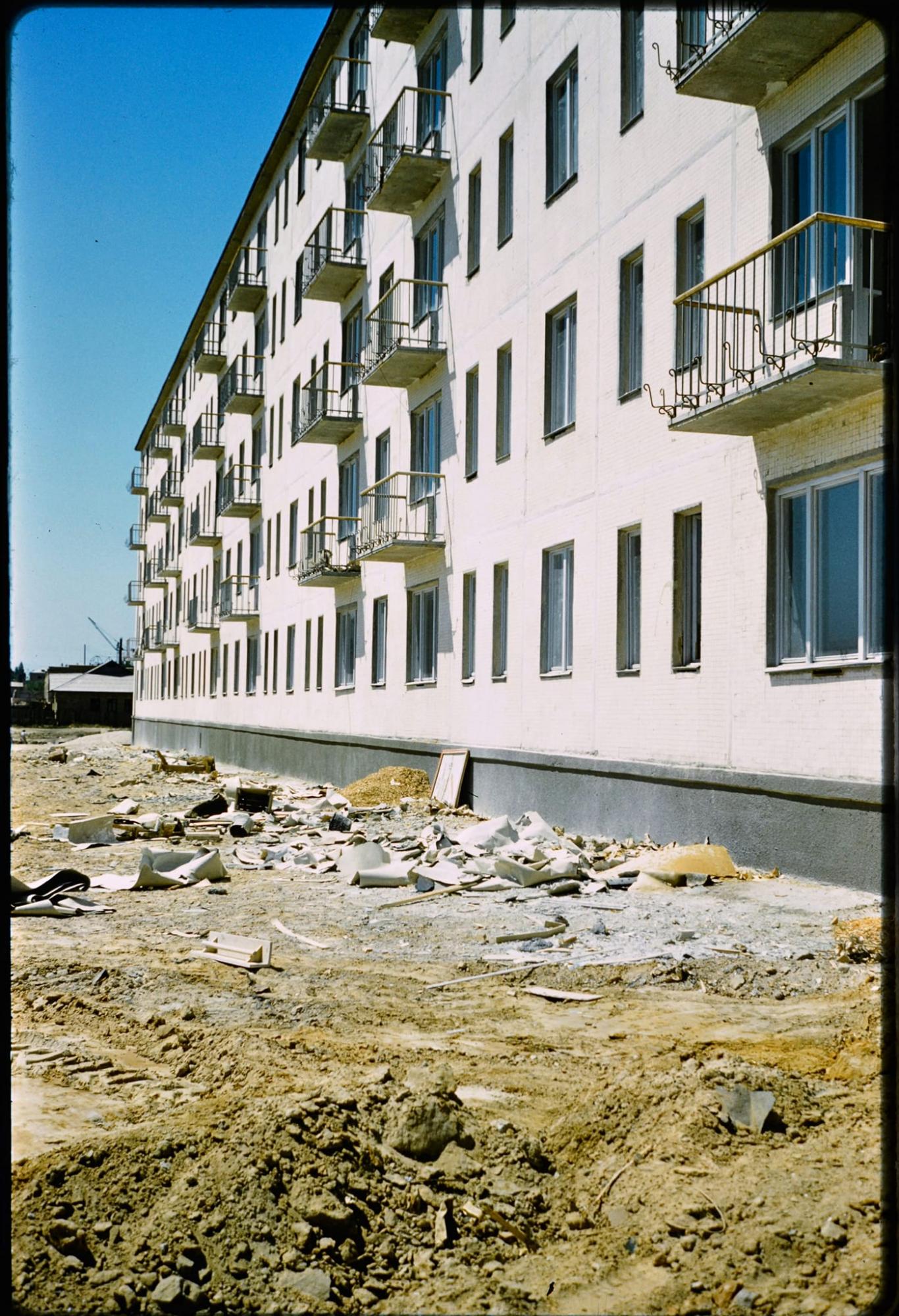 Смотрите, как 70 лет назад выглядел первый жилой массив Киева (фото)