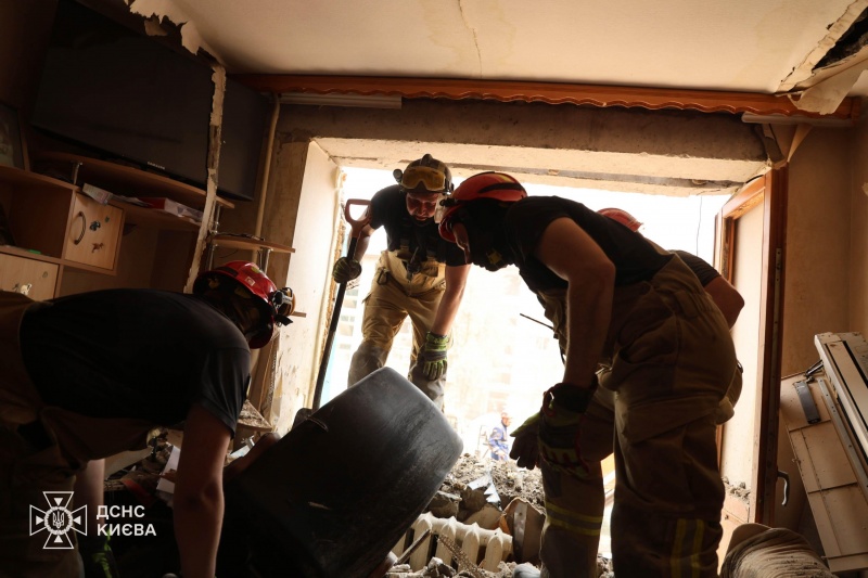 Search operation completed at destroyed high-rise in Kyiv, death toll confirmed