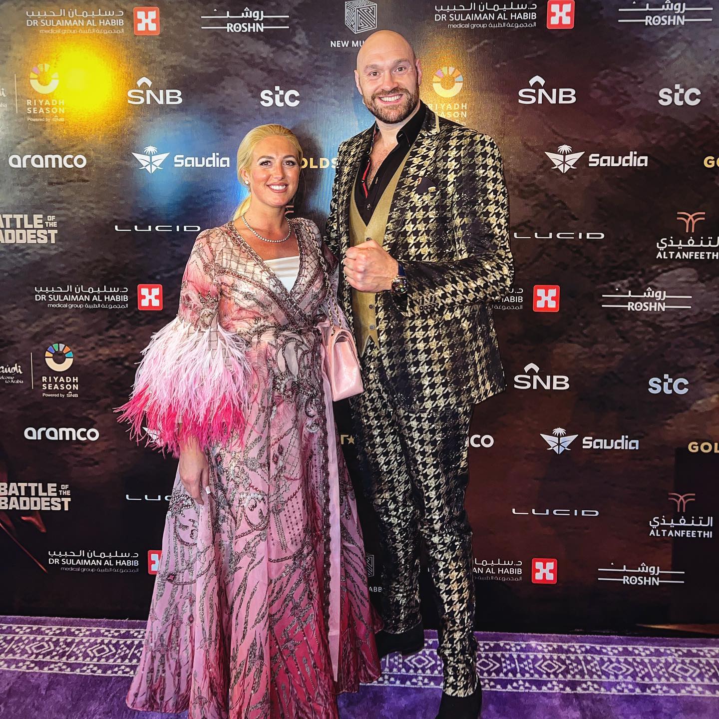 Гламурная Пэрис, мама 7 ангелочков. Как выглядит жена Тайсона Фьюри