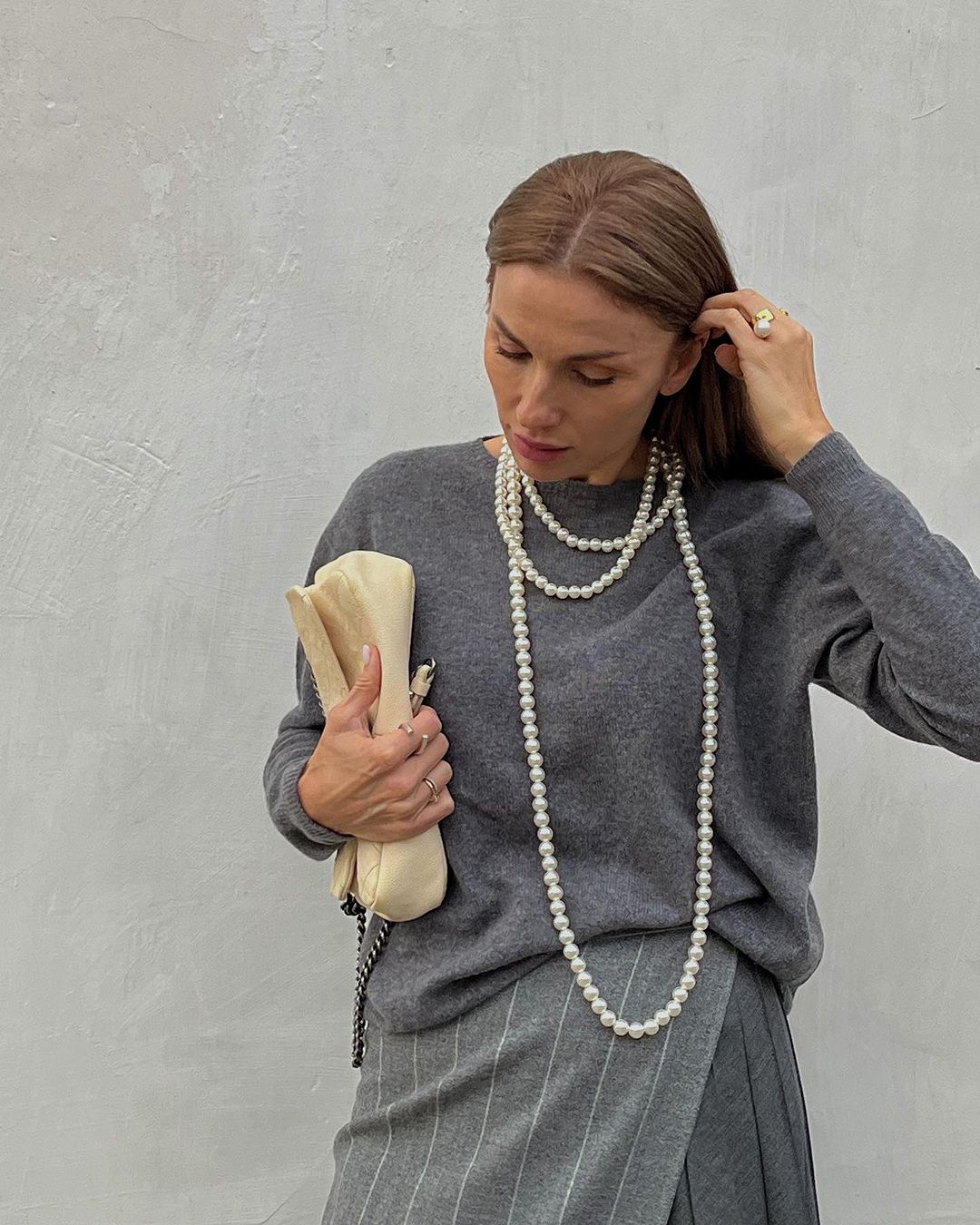 Сочетается с любым образом: стилист показала ожерелье, которое снова вернулось в моду