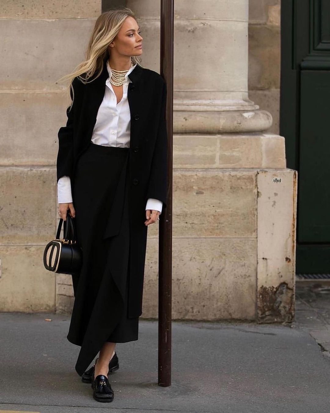 Сочетается с любым образом: стилист показала ожерелье, которое снова вернулось в моду