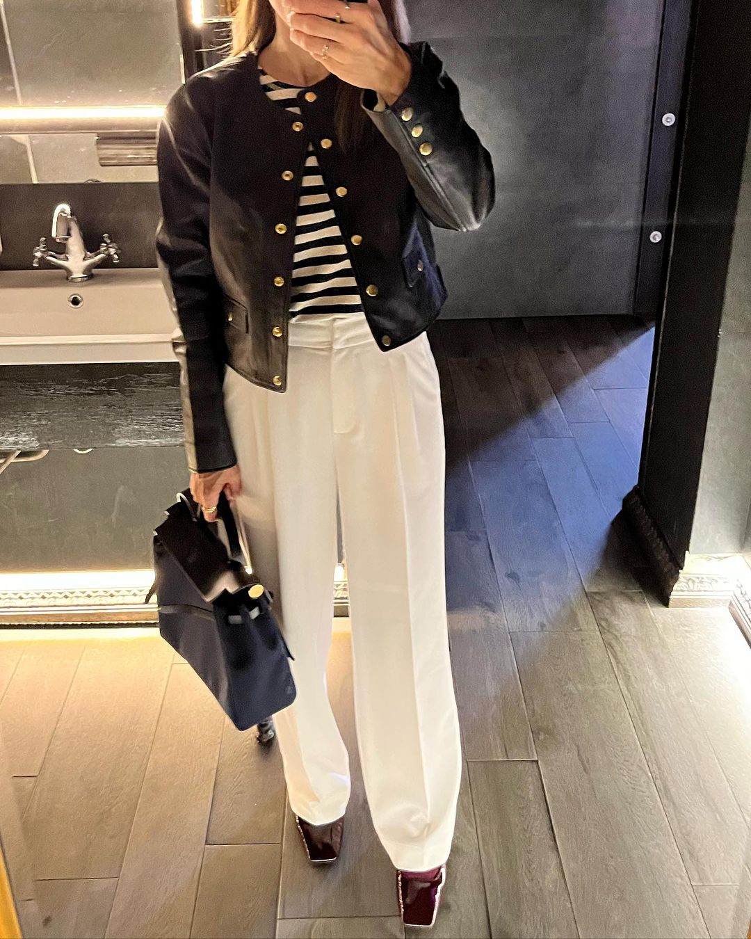 Стилист назвала трендовые &quot;формулы образов&quot;, которые подойдут каждой: фотопримеры