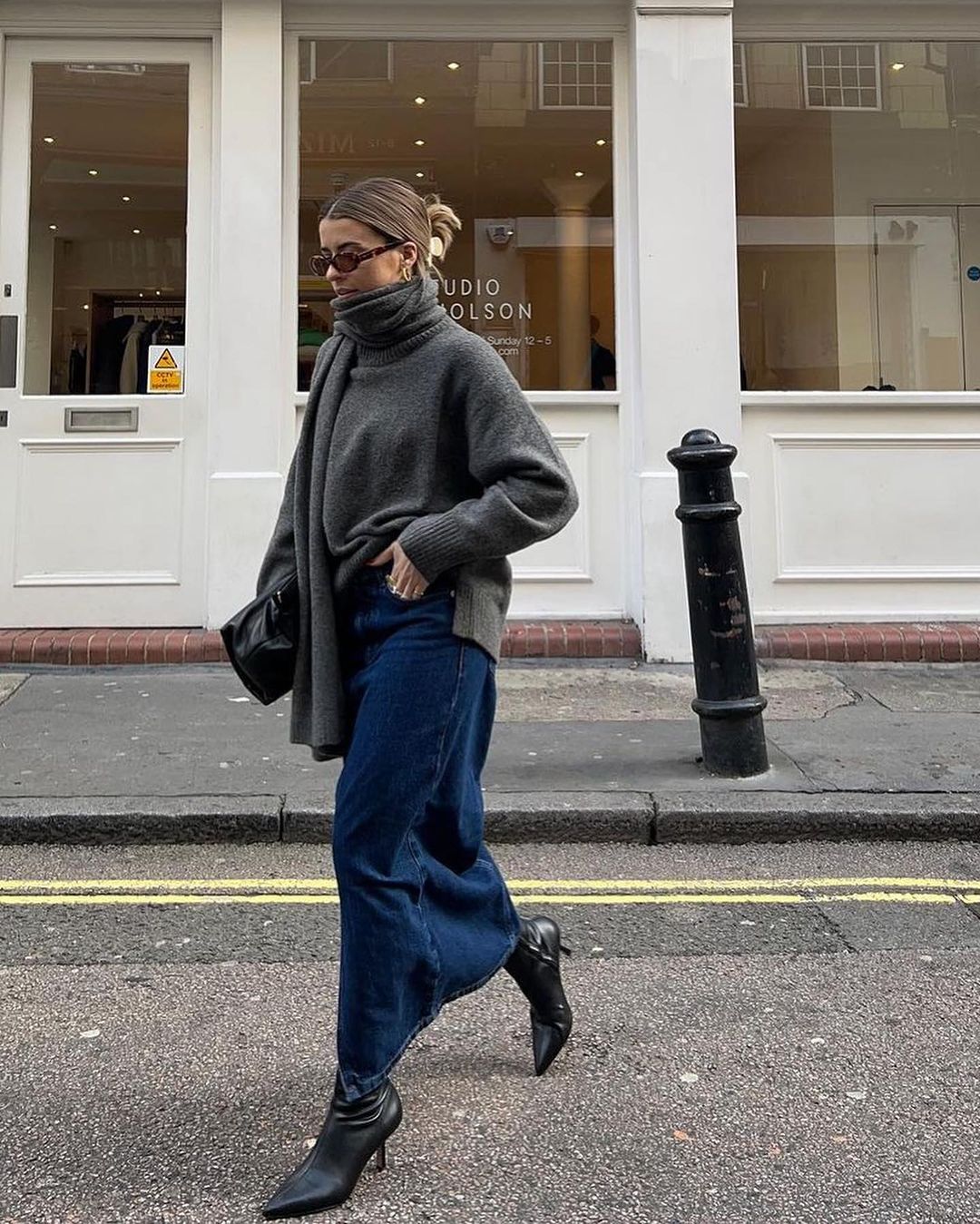 Стилист назвала трендовые &quot;формулы образов&quot;, которые подойдут каждой: фотопримеры