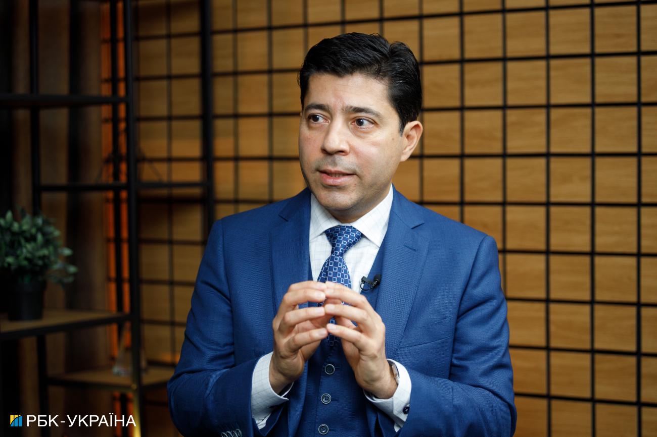 Американський імунолог Умід Шарапов: В Україні епідемія серед невакцинованих