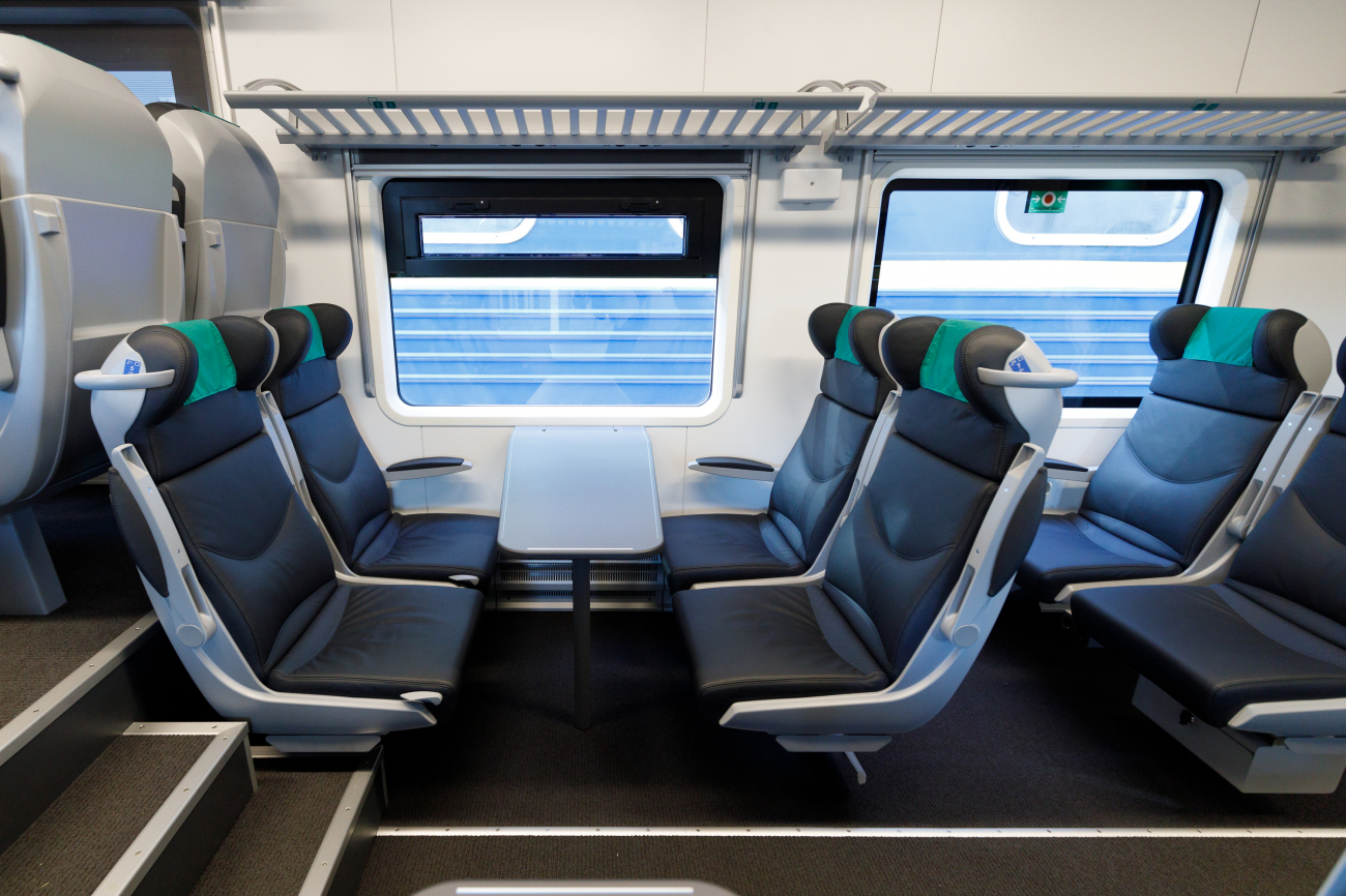 Укрзализныця показала обновленный подвижной состав: на чем теперь возят украинцев (фото)