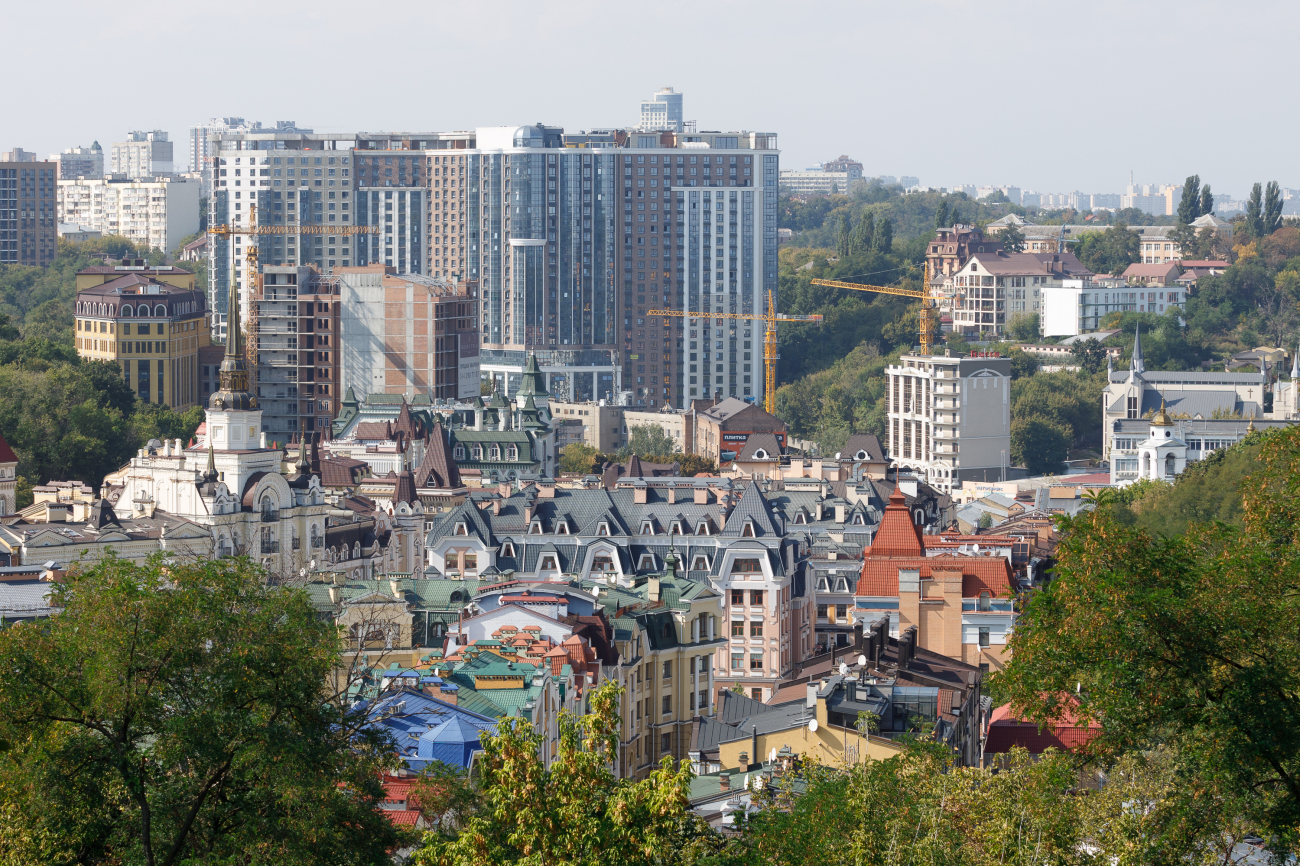 "Мама мене повела показати, як живуть дуже бідні люди". Якою була Воздвиженка 30 років тому (фото)