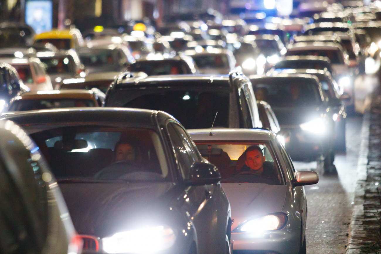 Водителям приходят чужие штрафы за нарушение ПДД: почему и как этого избежать