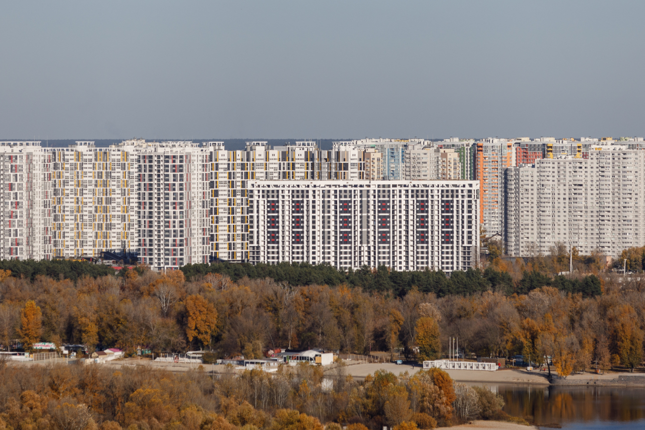 Сдать до зимы. Сколько компаний возобновили продажи жилья в Киеве и что будет с ценами