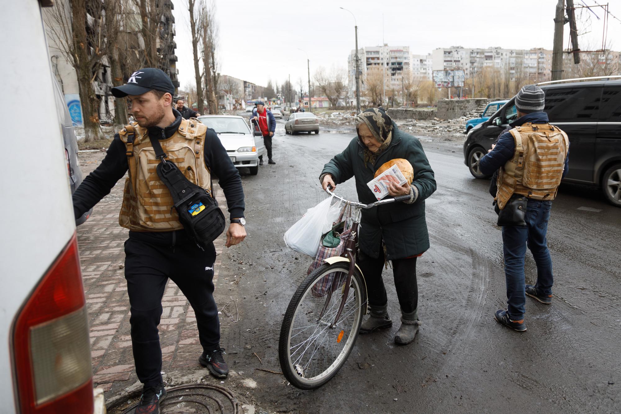 Знищена окупантами. Як виглядає Бородянка і що пережили її жителі