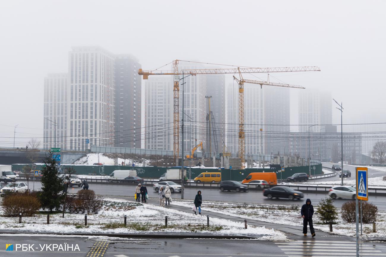 Обвал цін, життя в &quot;білій коробці&quot; та наслідки скандального закону – підсумки тижня на ринку нерухомості