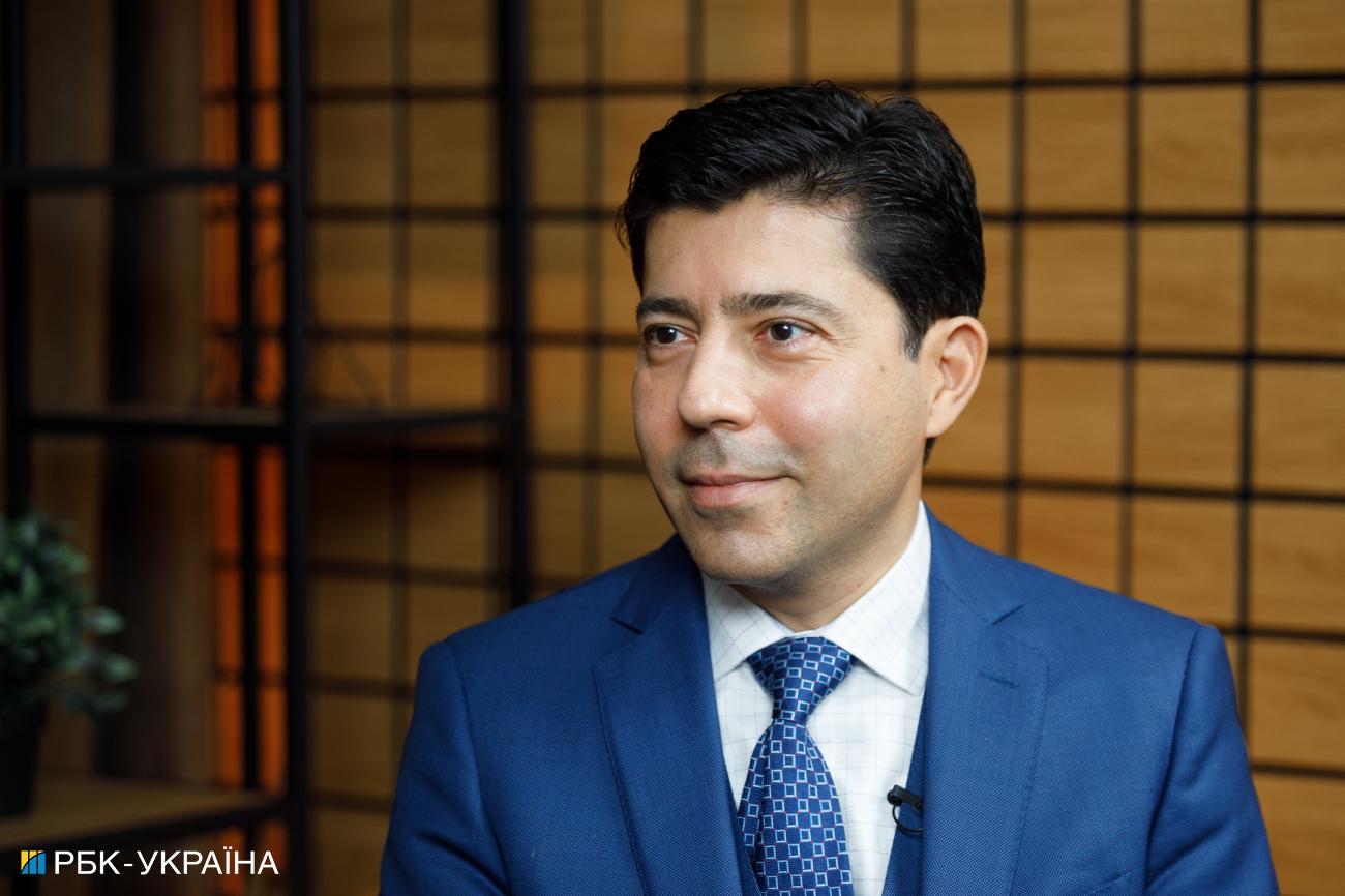 Американський імунолог Умід Шарапов: В Україні епідемія серед невакцинованих