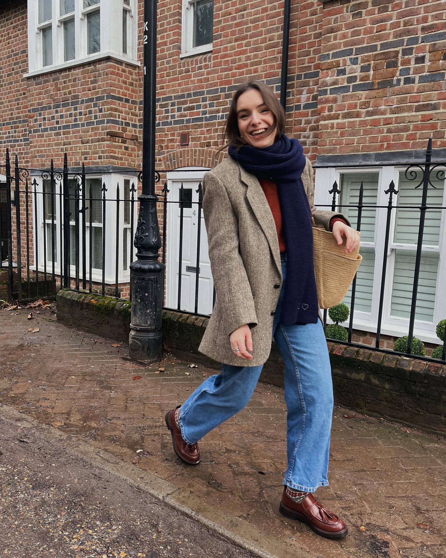 Лофери зі шкарпетками - тренд сезону: як стилізувати модне взуття восени