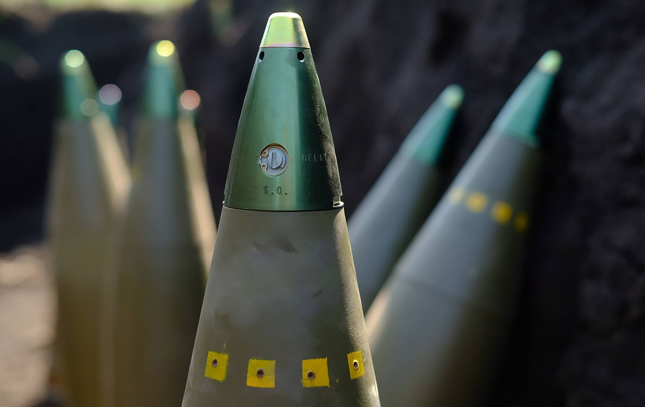 Минобороны делает ставку на дальнобойные 155-мм снаряды: военные назвали риски