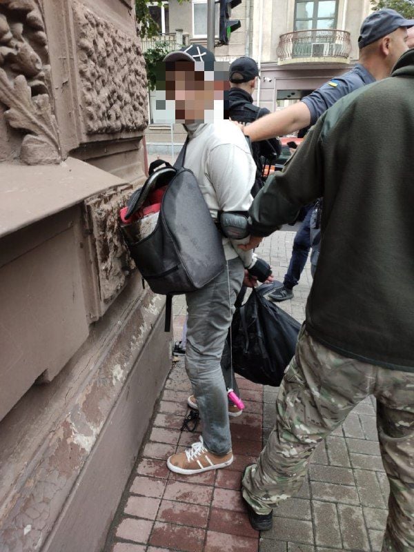 У Києві підпалили офіс Уповноваженого з прав людини (відео)