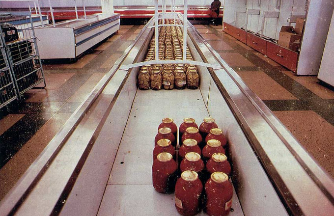 Фото магазинів в СРСР, на яких показана сувора правда. Спливли заборонені кадри