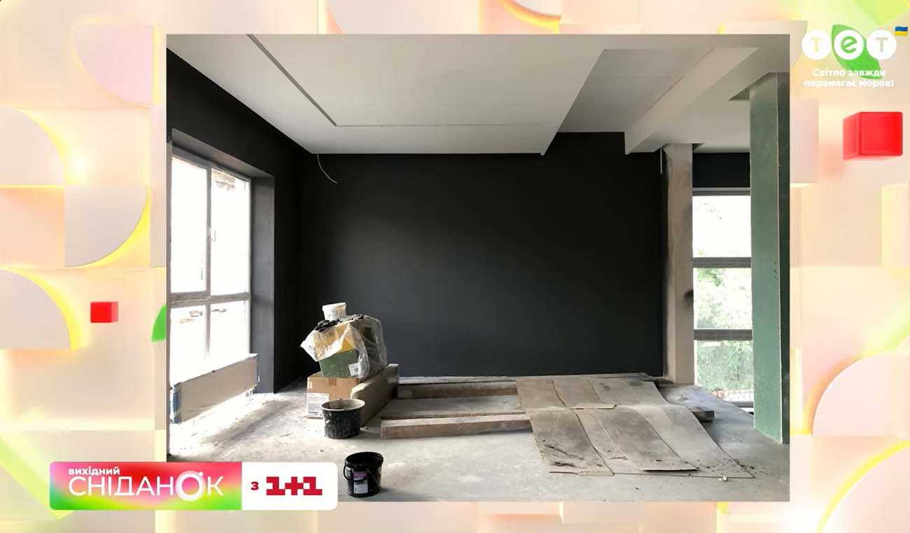 &quot;Мені цього вистачає&quot;: Позитив вперше показав свій двоповерховий будинок, де два роки триває ремонт