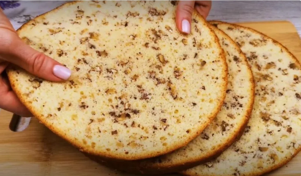 Королевский праздничный торт из простейших ингредиентов: поразит вкусом ваших родных