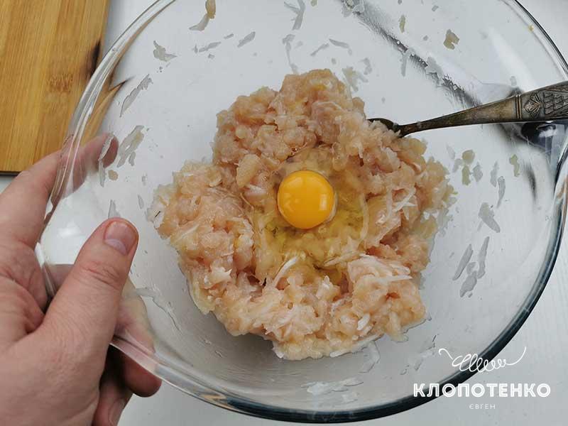 Клопотенко поделился рецептом самых вкусных котлет, добавив особый ингредиент