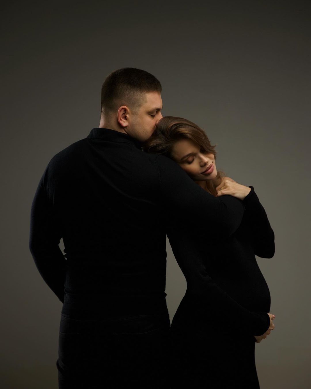 Украинская блогерша-миллионница Саша Бо в третий раз стала мамой: трогательные фото