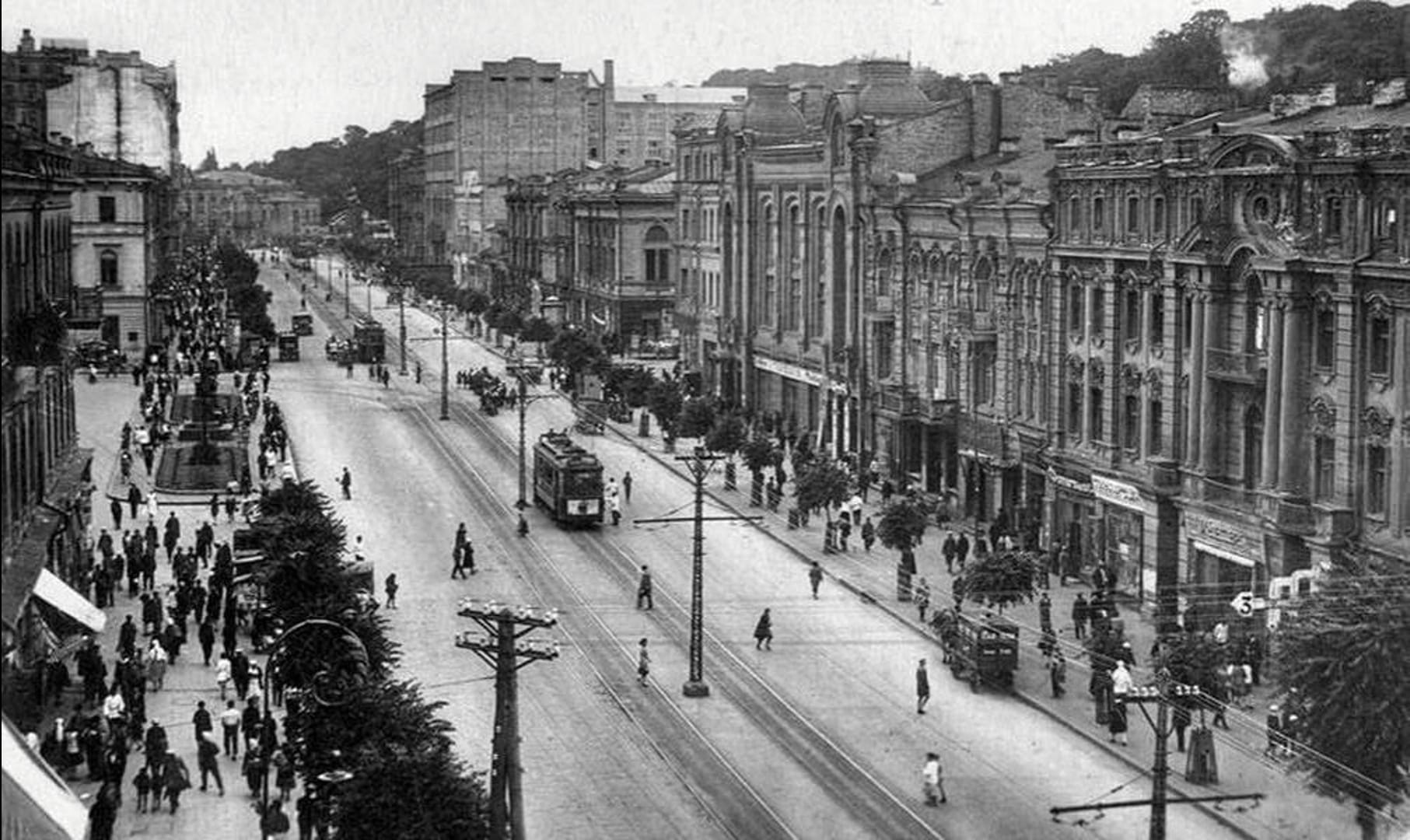 Як виглядав Хрещатик, поки ще не було каштанів: маловідомі архівні фото