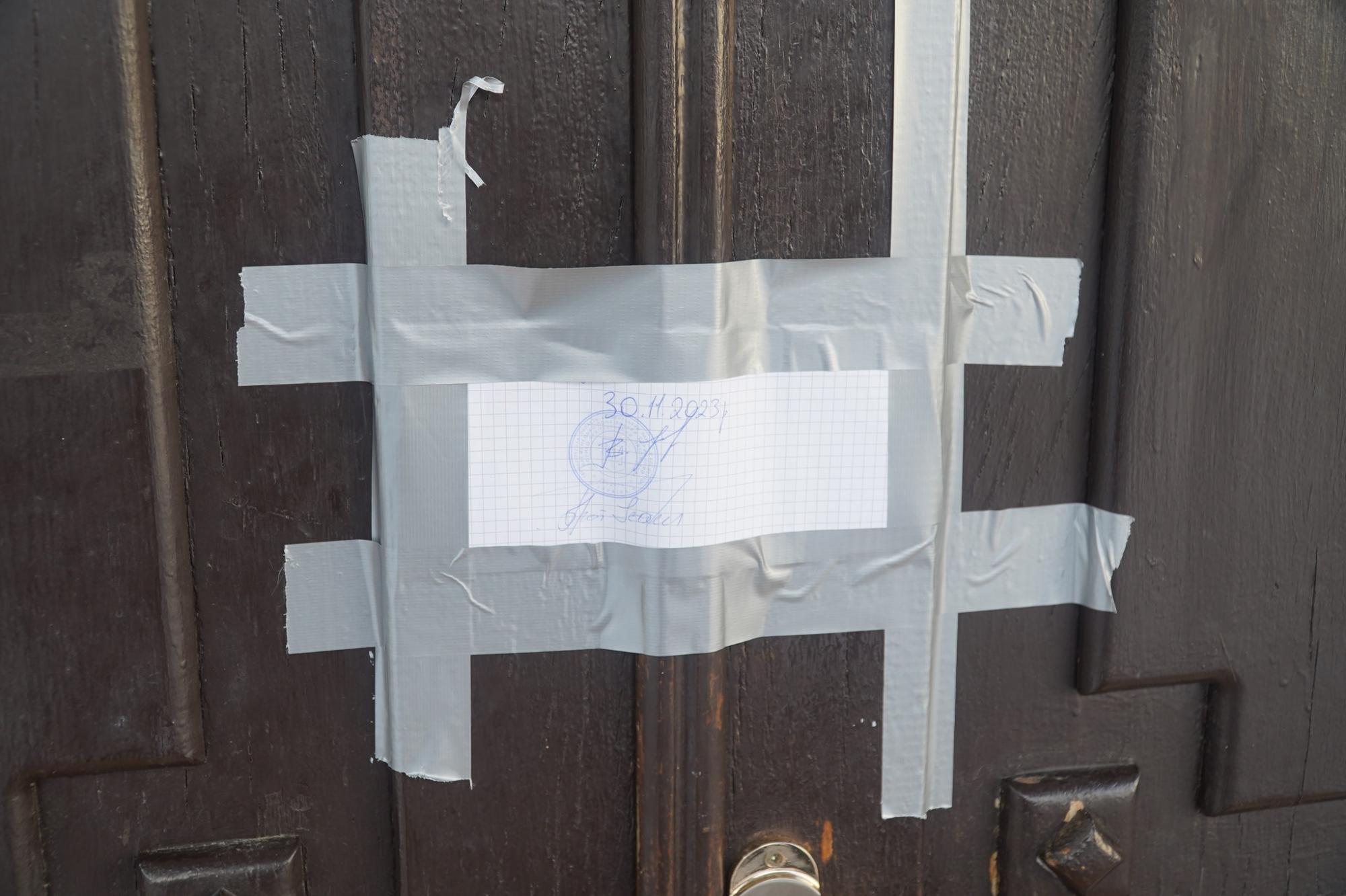 "Студентов направили в подвал". В Тернопольской области возник скандал между церковью и полицией (видео)