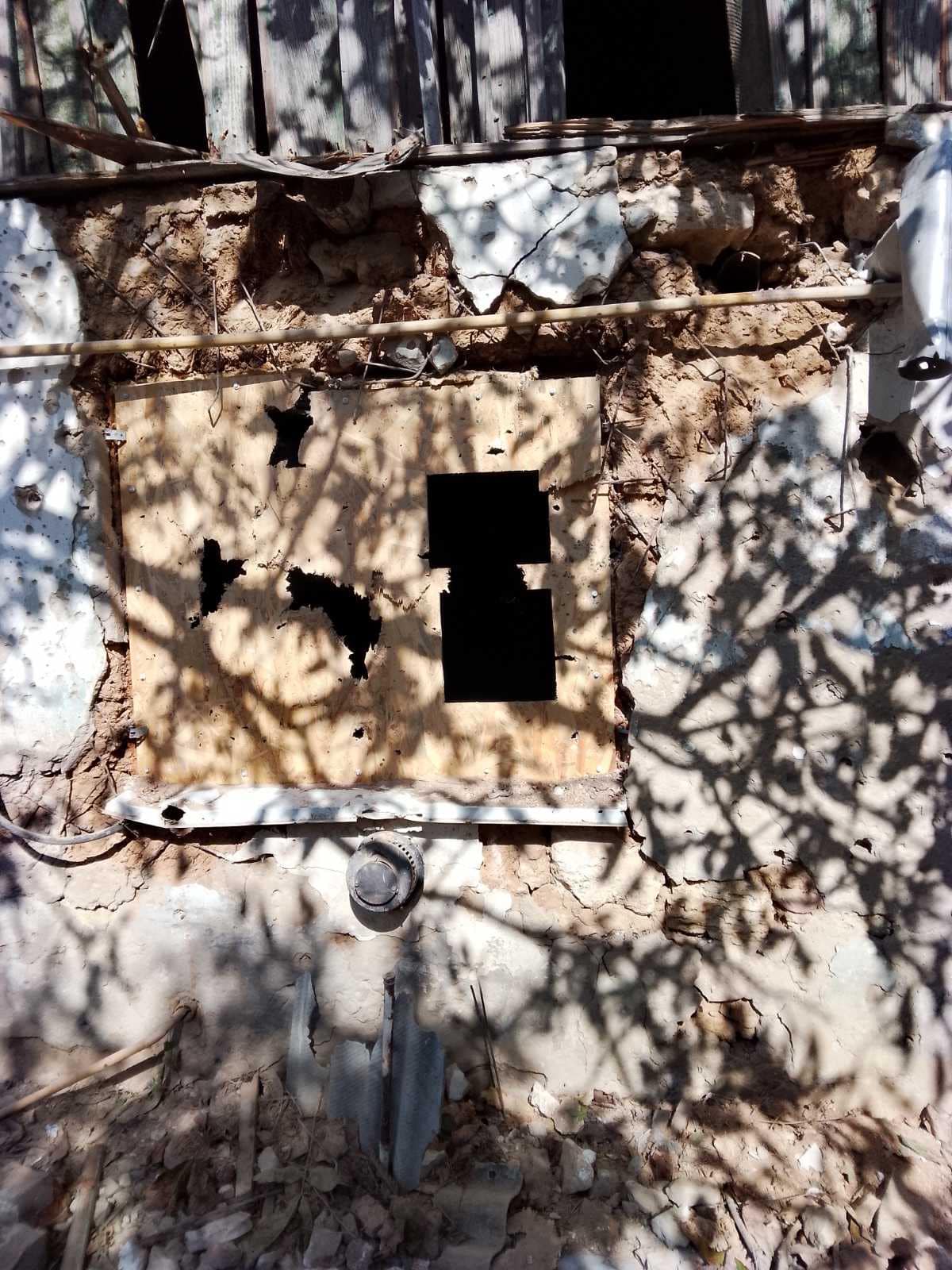 Лежала нерухома серед уламків: у Києві дивом врятували Настю після атаки РФ на її дім