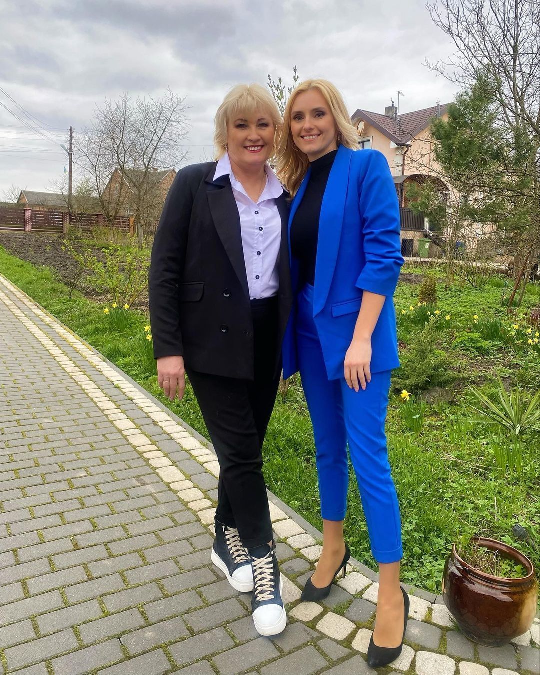 &quot;Красуні, як сестри&quot;. Ірина Федишин поділилася рідкісним фото з мамою