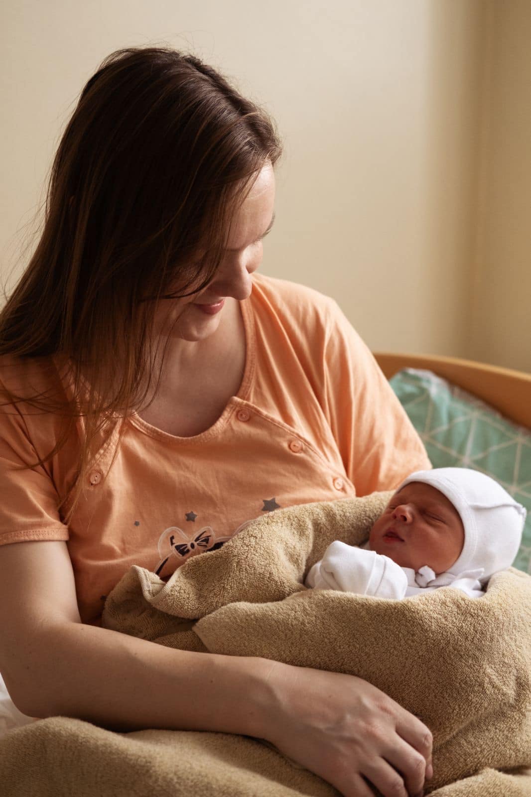 Багато дівчаток! Скільки дітей народилось у Києві в перший день 2024 року (фото)