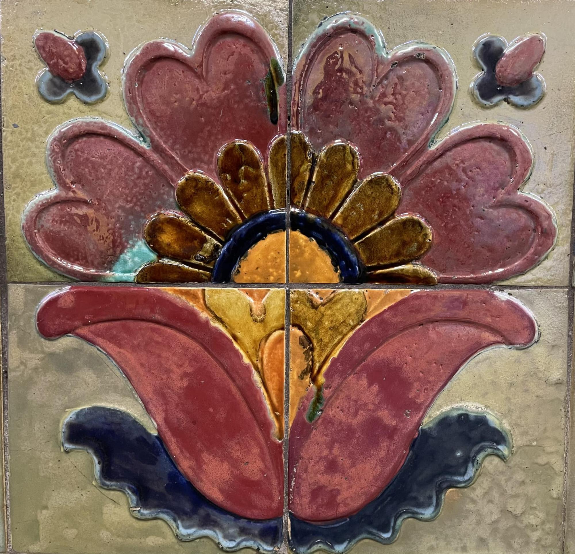 Пішла з життя художниця, яка створила панно на станції метро Хрещатик