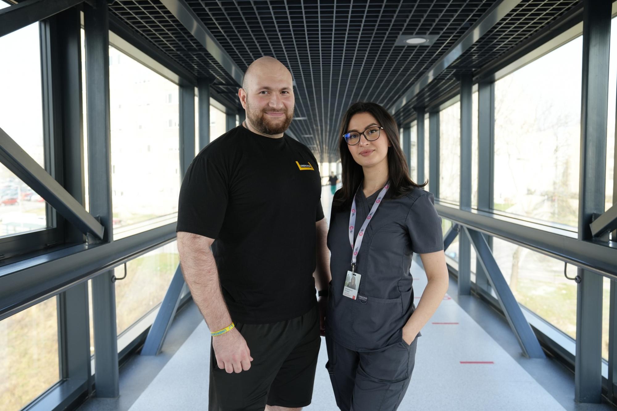 Треть жизни на войне. История защитника, даже после потери ноги планирует вернуться на фронт